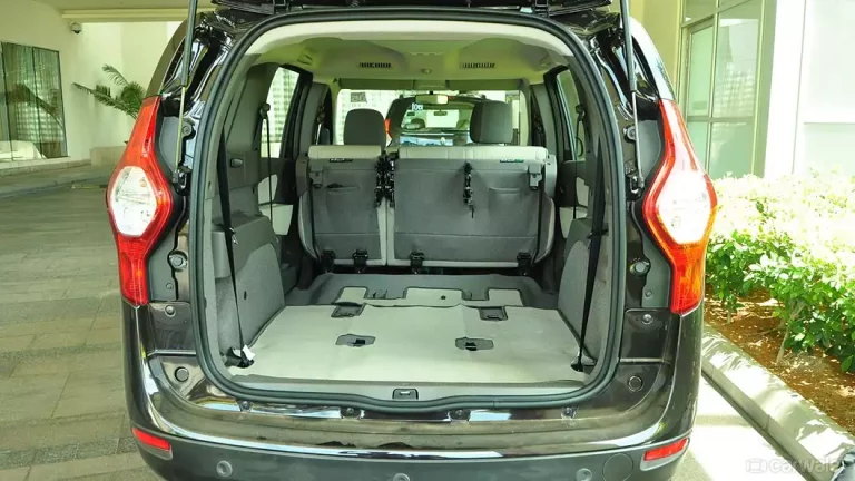 Renault-Lodgy-Boot-Space-49055