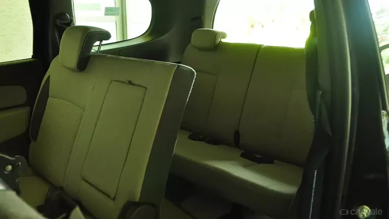 Renault-Lodgy-third-row-49051